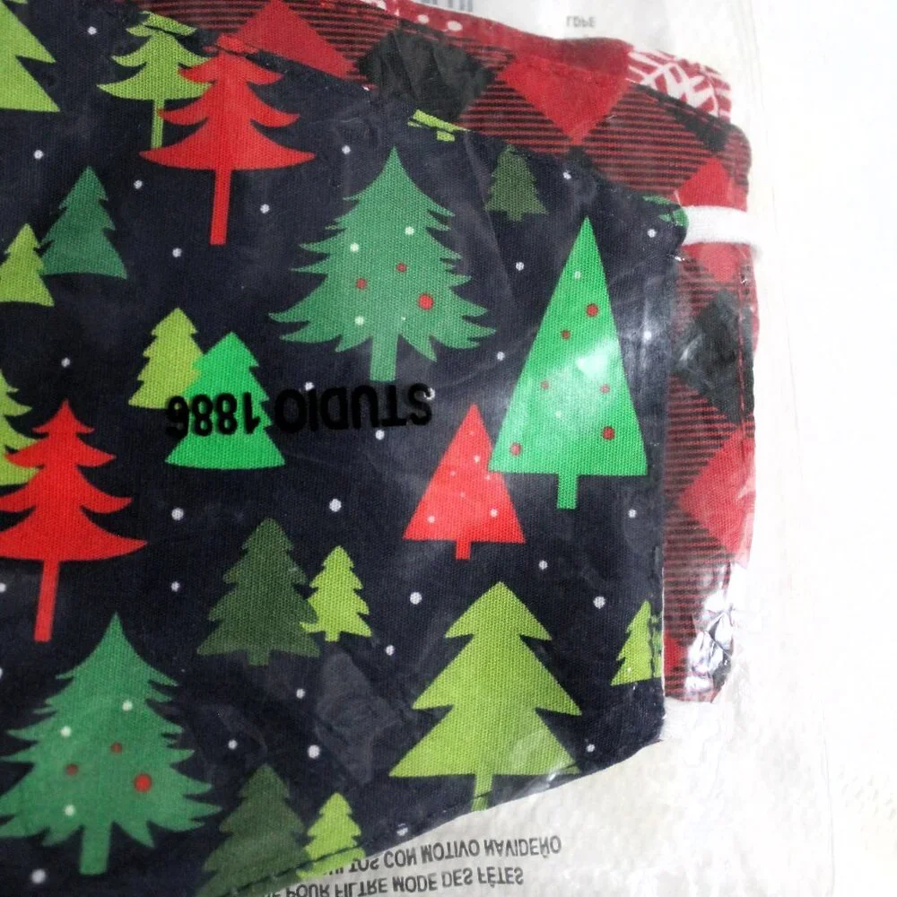 NWT Set of 3 Holiday-Themed Cloth Face Masks